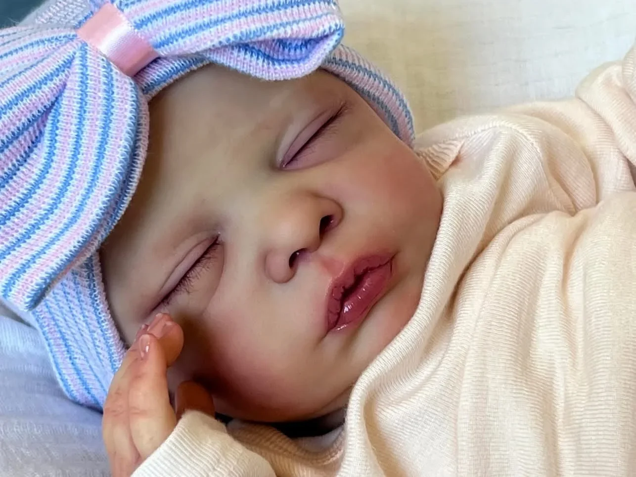 45cm ロミー リボーンドール 完成品 睡眠状態の赤ちゃん - Baby Products Drawing のレビューと価格